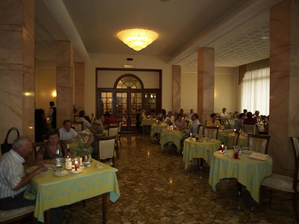 Hotel Excelsior Terme Абано-Терме Экстерьер фото
